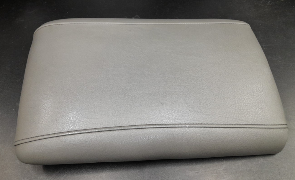 💎 2003-2006 Ford Expedition Gray Center Console Leather Armrest Lid OEM Cover
